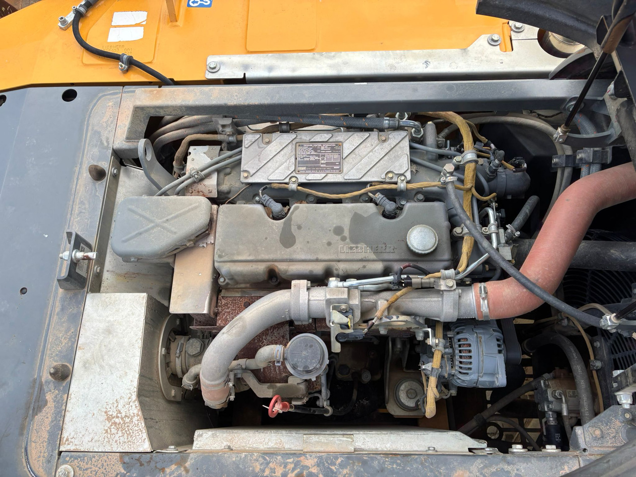 מחפר סורק LIEBHERR R 922 LC: תמונה 10