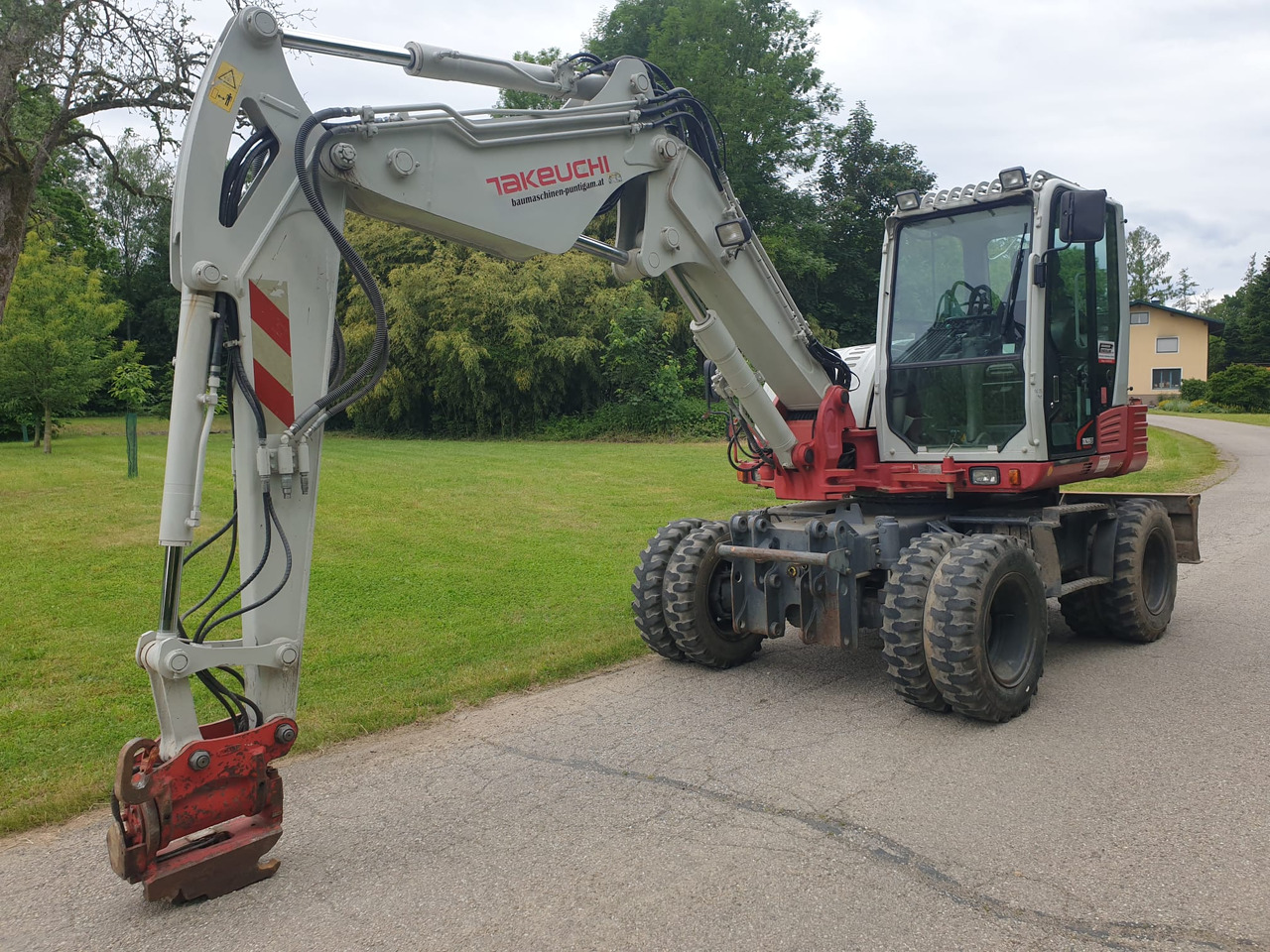 TAKEUCHI TB 295W - מחפר גלגלים: תמונה 3 TAKEUCHI TB 295W - מחפר גלגלים: תמונה 3