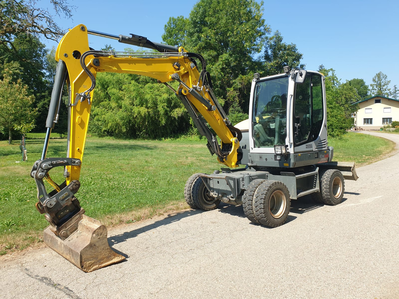 WACKER Neuson EW 65 - מחפר גלגלים: תמונה 3 WACKER Neuson EW 65 - מחפר גלגלים: תמונה 3