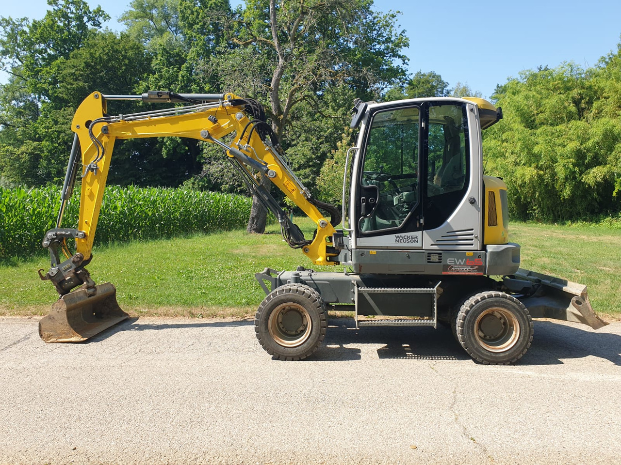 WACKER Neuson EW 65 - מחפר גלגלים: תמונה 1 WACKER Neuson EW 65 - מחפר גלגלים: תמונה 1