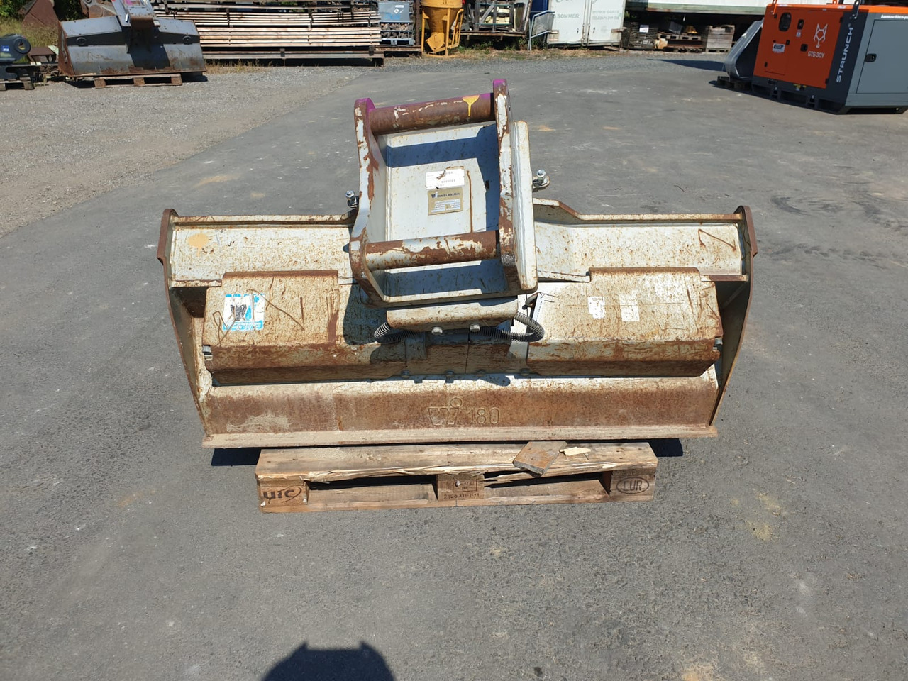 Winkelbauer Ditch-cleaning-bucket 180 cm - דלי מחפר עבור מחפר סורק: תמונה 4 Winkelbauer Ditch-cleaning-bucket 180 cm - דלי מחפר עבור מחפר סורק: תמונה 4