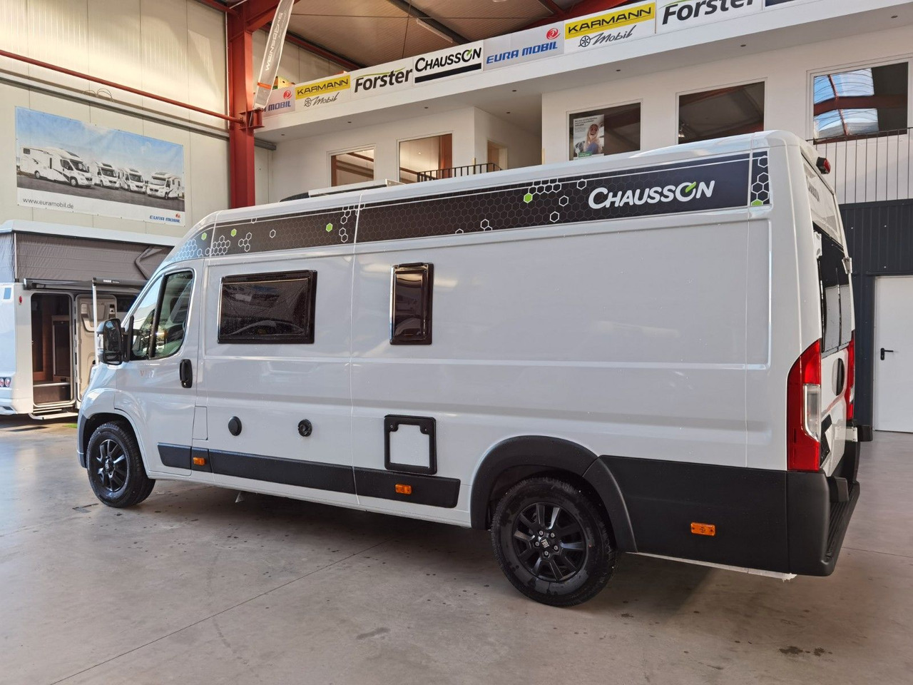 Chausson V697 FIRST LINE / -2025- / 140PS / EINZELBETTEN - מוטורהום: תמונה 5 Chausson V697 FIRST LINE / -2025- / 140PS / EINZELBETTEN - מוטורהום: תמונה 5