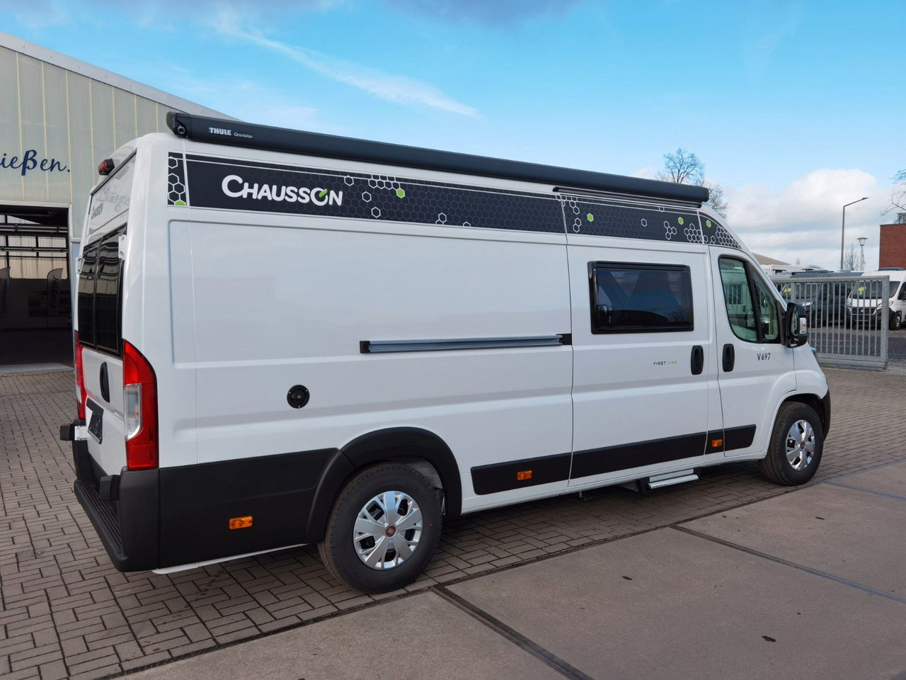 Chausson V697 FIRST LINE / ZUBEHÖR - PAKET / EINZELBETTEN - מוטורהום: תמונה 5 Chausson V697 FIRST LINE / ZUBEHÖR - PAKET / EINZELBETTEN - מוטורהום: תמונה 5