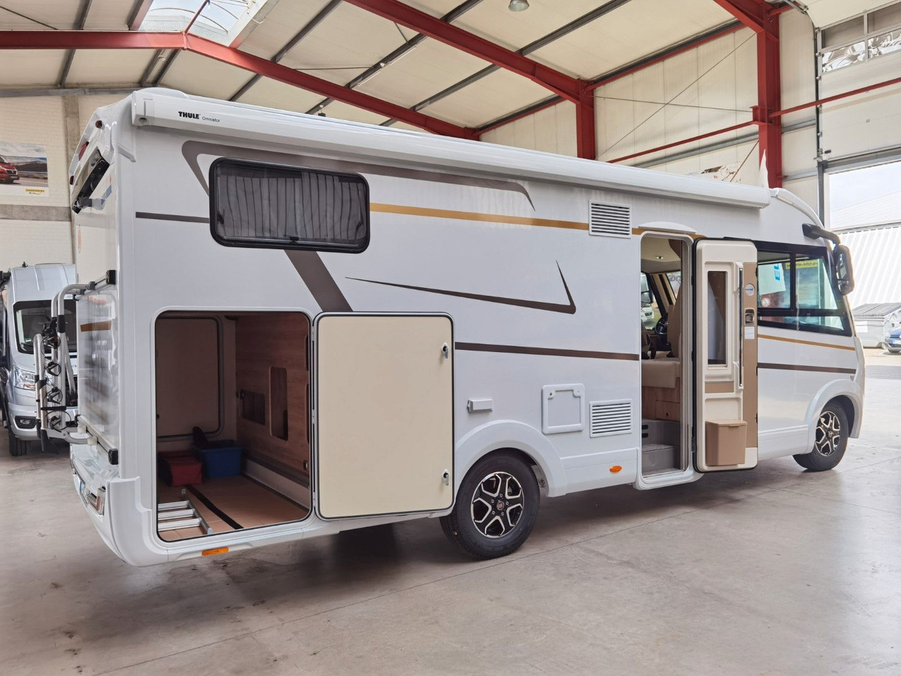 רכב ממונע משולב Eura Mobil INTEGRA LINE 720 EB /180PS-9G MAXI/ EINZELBETTEN: תמונה 8
