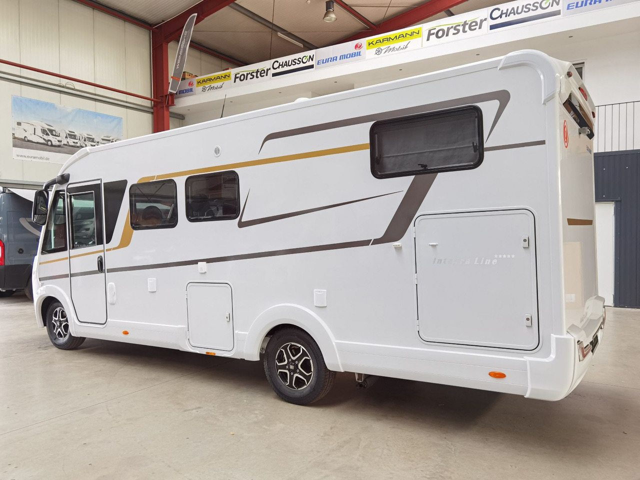 Eura Mobil INTEGRA LINE 720 EB /-2026- /8G-180PS/PLUS-PAKET - רכב ממונע משולב: תמונה 5 Eura Mobil INTEGRA LINE 720 EB /-2026- /8G-180PS/PLUS-PAKET - רכב ממונע משולב: תמונה 5