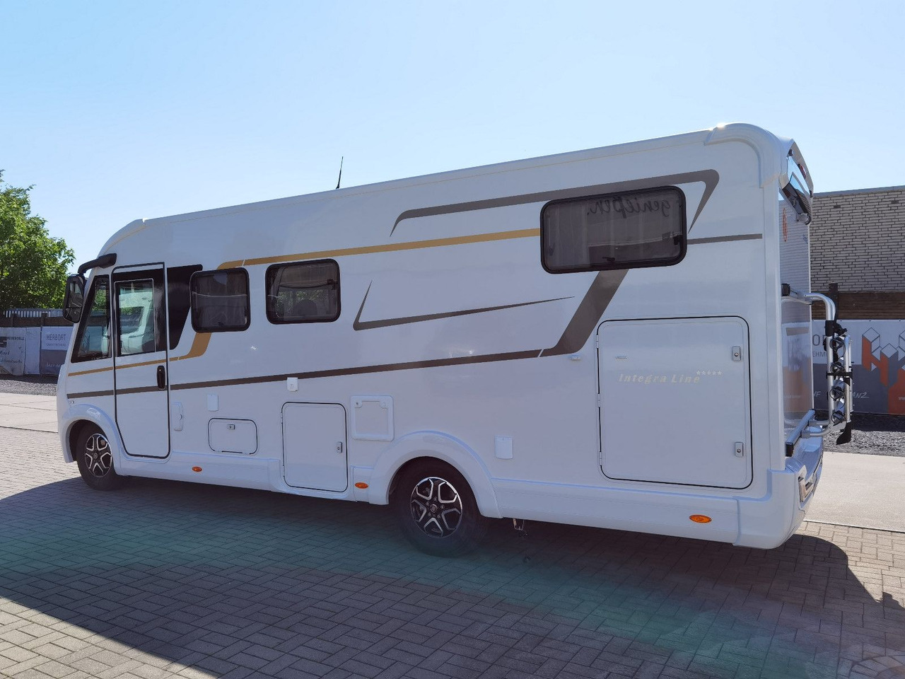 Eura Mobil INTEGRA LINE 720 EF / 180PS-9G 40H /EINZELBETTEN - רכב ממונע משולב: תמונה 5 Eura Mobil INTEGRA LINE 720 EF / 180PS-9G 40H /EINZELBETTEN - רכב ממונע משולב: תמונה 5