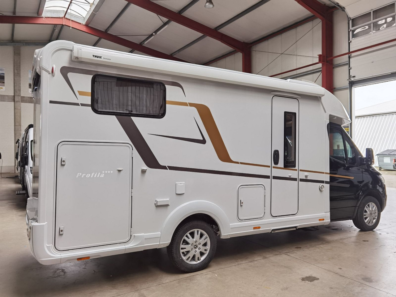 Eura Mobil PROFILA T 696 EB /MONDIAL S-P. 2025/EINZELBETTEN - רכב ממונע חצי-משולב: תמונה 4 Eura Mobil PROFILA T 696 EB /MONDIAL S-P. 2025/EINZELBETTEN - רכב ממונע חצי-משולב: תמונה 4