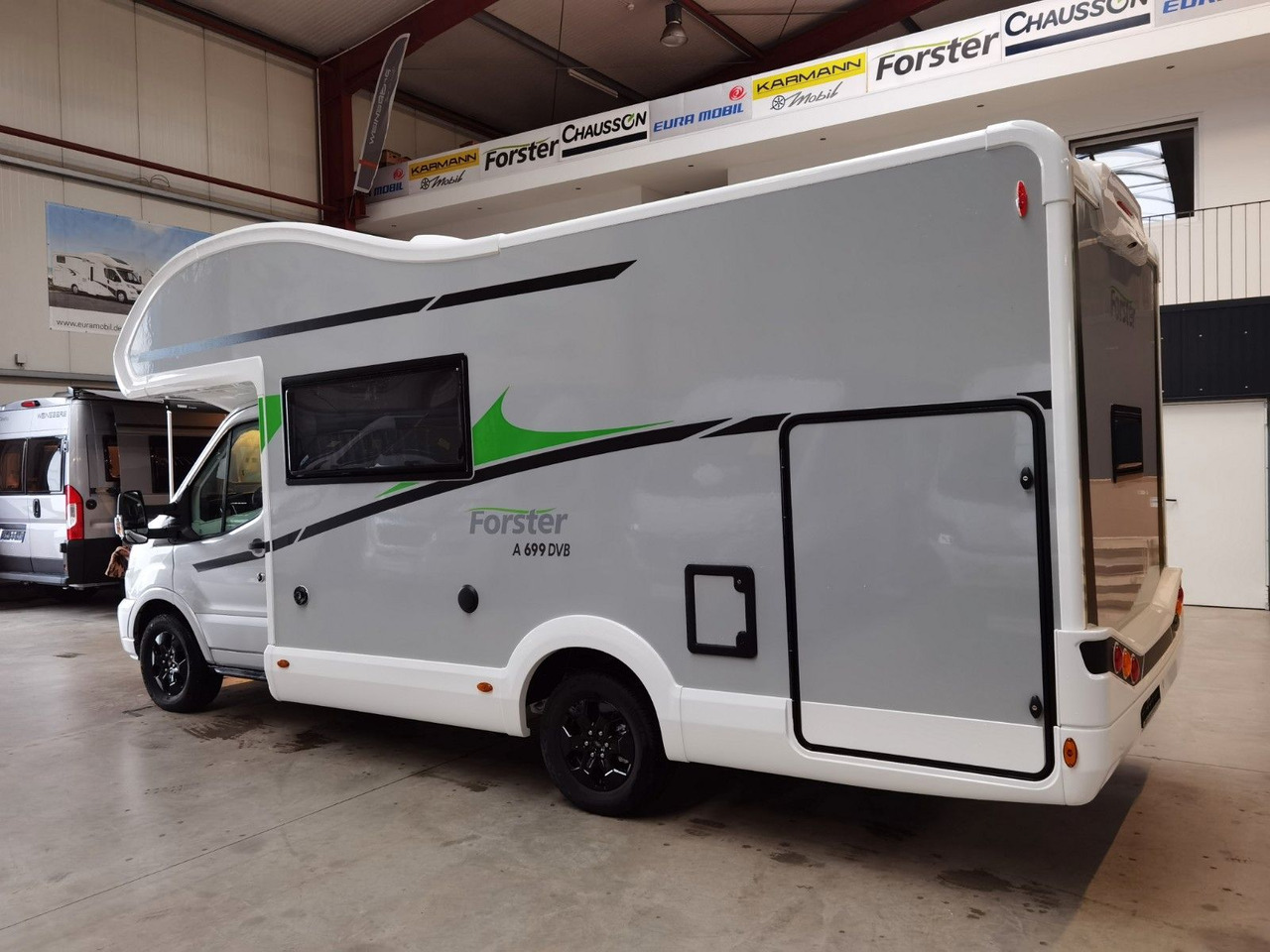 Forster A 699 DVB / -2026- / 165PS-8G AUTOMATIK - רכב ממונע Alcove: תמונה 5 Forster A 699 DVB / -2026- / 165PS-8G AUTOMATIK - רכב ממונע Alcove: תמונה 5