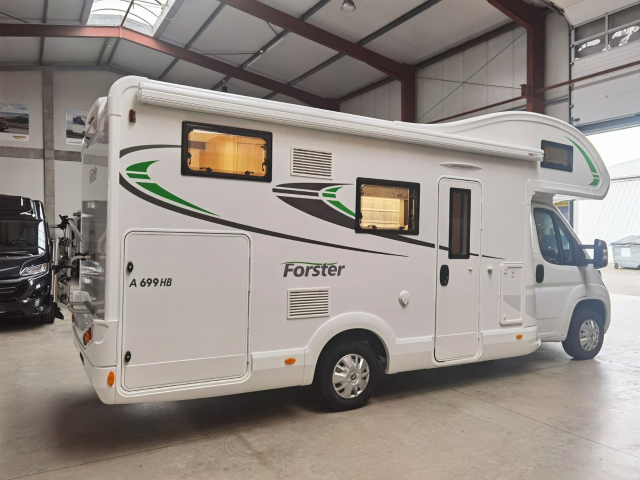 Forster A 699 HB /140PS / VB - ZUBEHÖR-PAKET/ 6x SITZP. - רכב ממונע Alcove: תמונה 4 Forster A 699 HB /140PS / VB - ZUBEHÖR-PAKET/ 6x SITZP. - רכב ממונע Alcove: תמונה 4