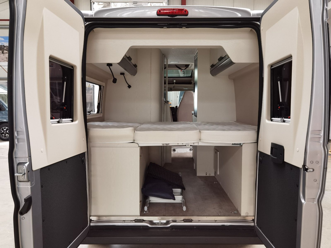 מוטורהום Karmann DAVIS 590 LIFESTYLE / MODELL 2026 / AUFSTELLDACH: תמונה 18