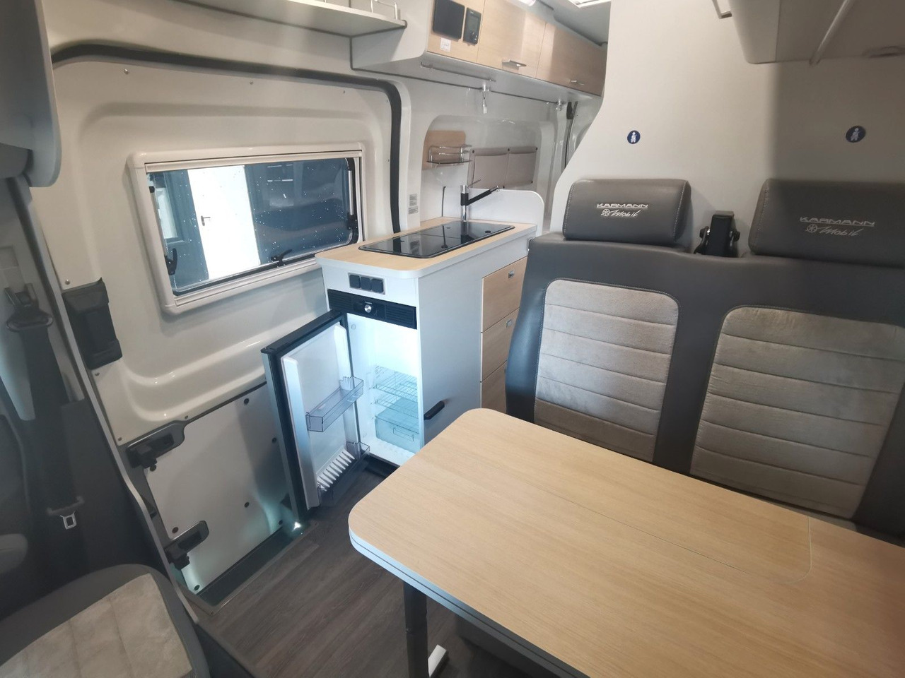 הַחכָּרָה  Karmann DEXTER 560 / 170PS - 4x4 / SOLAR & MARKISE & ALU Karmann DEXTER 560 / 170PS - 4x4 / SOLAR & MARKISE & ALU: תמונה 11