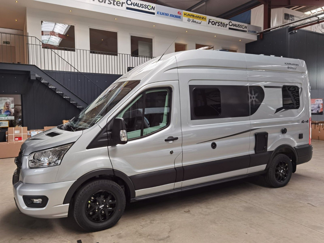 הַחכָּרָה  Karmann DEXTER 560 / 170PS - 4x4 / SOLAR & MARKISE & ALU Karmann DEXTER 560 / 170PS - 4x4 / SOLAR & MARKISE & ALU: תמונה 6