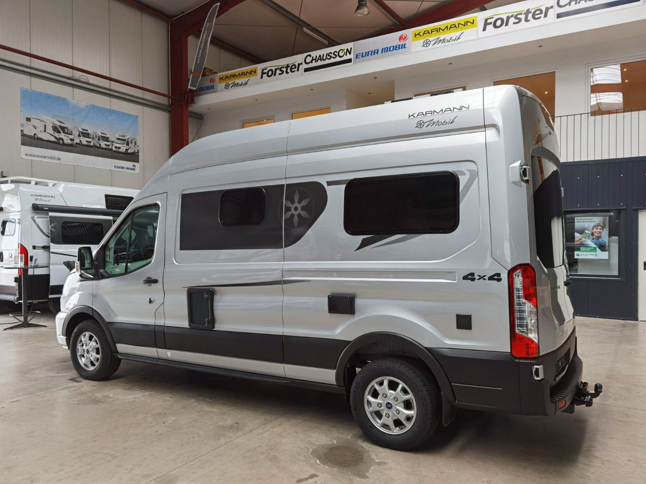 Karmann DEXTER 570 / 170PS-4x4 /SOLAR/ AHK/ EINZELBETTEN - מוטורהום: תמונה 5 Karmann DEXTER 570 / 170PS-4x4 /SOLAR/ AHK/ EINZELBETTEN - מוטורהום: תמונה 5