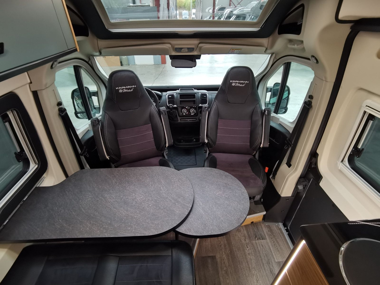 Karmann DEXTER 580 /-MODELL 2026-/ PANORAMA DACHFENSTER - מוטורהום: תמונה 5 Karmann DEXTER 580 /-MODELL 2026-/ PANORAMA DACHFENSTER - מוטורהום: תמונה 5