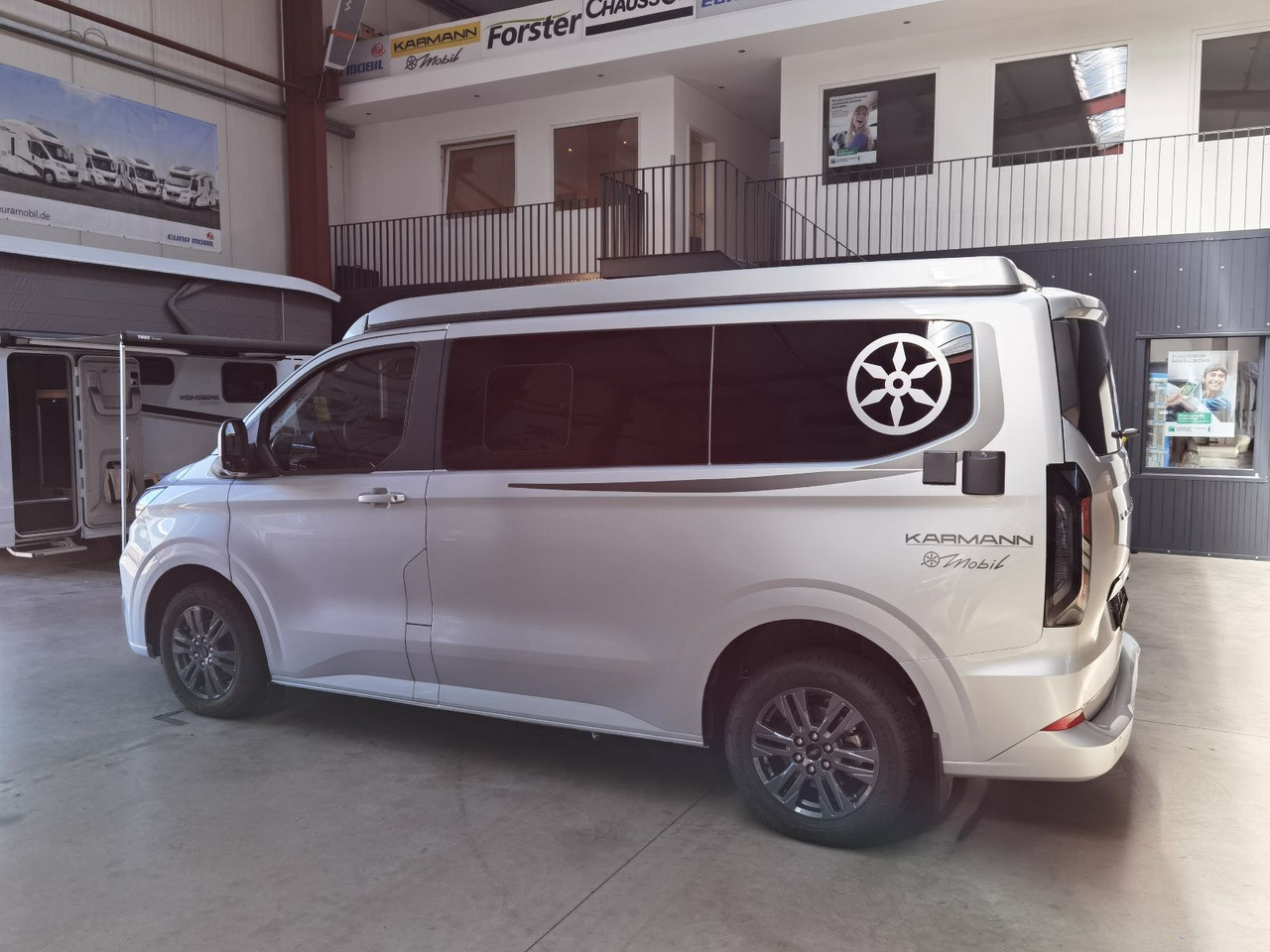 Karmann DUNCAN 500 / VIVA- PAKET / AHK. / ABVERKAUF 2026 - מוטורהום: תמונה 5 Karmann DUNCAN 500 / VIVA- PAKET / AHK. / ABVERKAUF 2026 - מוטורהום: תמונה 5