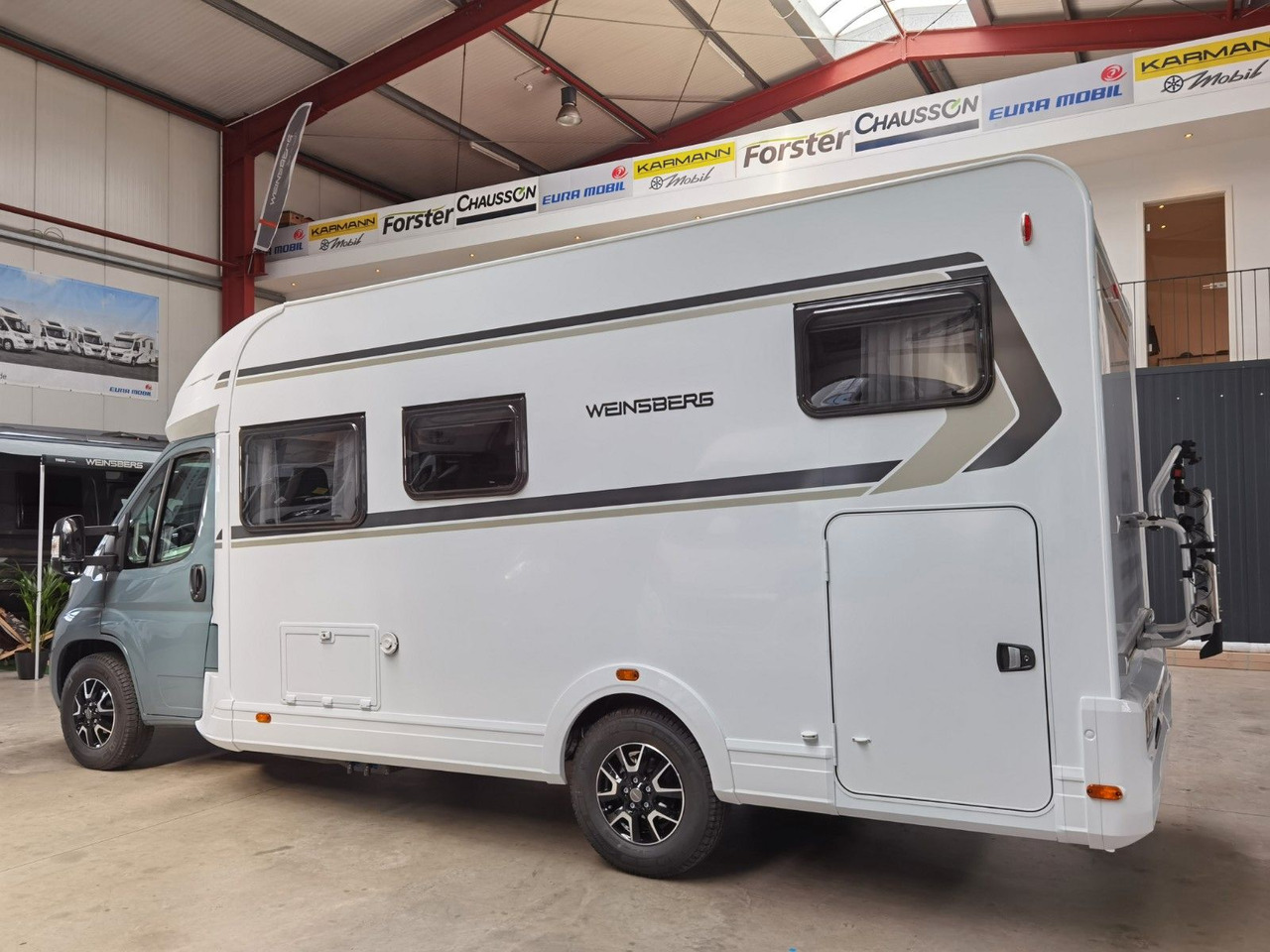 Weinsberg CARASUITE 650 MG / 140PS / HECKBETT & HUBBETT - רכב ממונע חצי-משולב: תמונה 5 Weinsberg CARASUITE 650 MG / 140PS / HECKBETT & HUBBETT - רכב ממונע חצי-משולב: תמונה 5