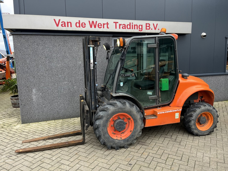 AUSA C 250 H X4 - מלגזת שטח קשה: תמונה 3 AUSA C 250 H X4 - מלגזת שטח קשה: תמונה 3