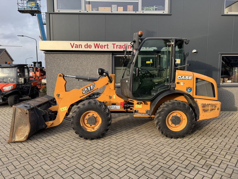 Case 21 F - מעמיס גלגלים: תמונה 1 Case 21 F - מעמיס גלגלים: תמונה 1