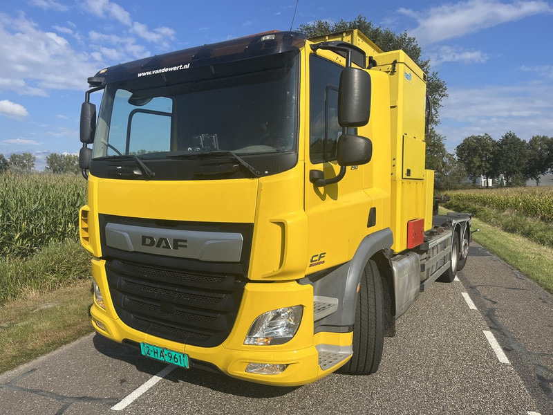 DAF CF 290 - משאית אשפה: תמונה 2 DAF CF 290 - משאית אשפה: תמונה 2
