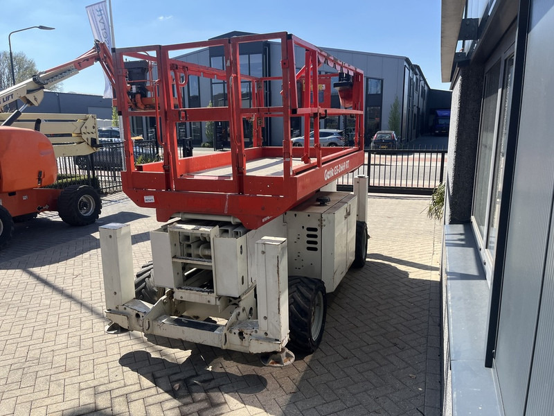 Genie GS 2669 RT Hoogwerker / arbeitsbuhne - מעלית מספריים: תמונה 4 Genie GS 2669 RT Hoogwerker / arbeitsbuhne - מעלית מספריים: תמונה 4