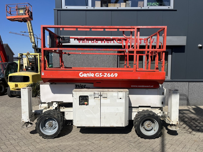 Genie GS 2669 RT Hoogwerker / arbeitsbuhne - מעלית מספריים: תמונה 1 Genie GS 2669 RT Hoogwerker / arbeitsbuhne - מעלית מספריים: תמונה 1