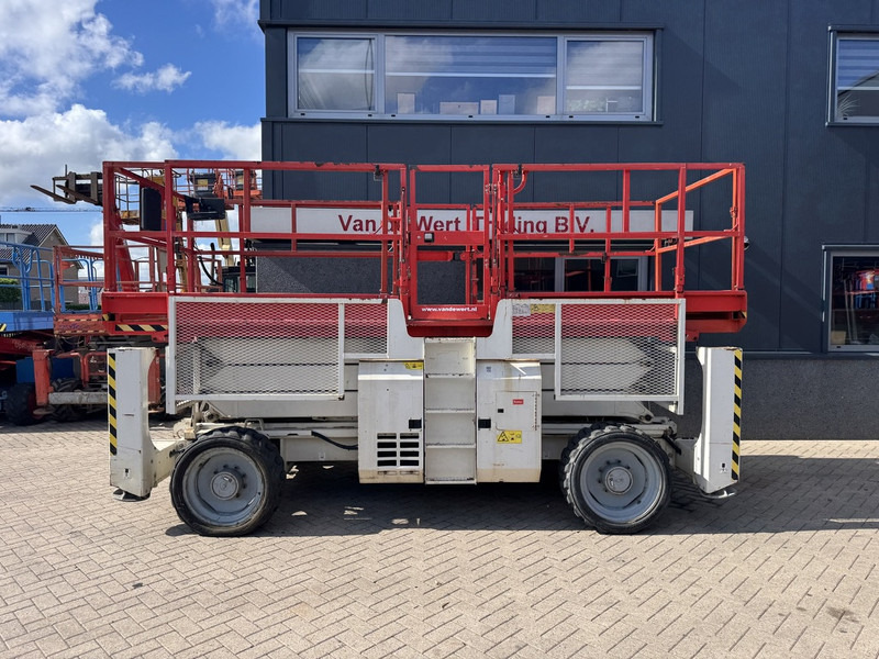 Genie GS 3390 RT Schaarhoogwerker / Scissor Lift / Arbeitsbuhne 12mtr werkhoogte 4x4 Deutz DIESEL 2013 - מעלית מספריים: תמונה 1 Genie GS 3390 RT Schaarhoogwerker / Scissor Lift / Arbeitsbuhne 12mtr werkhoogte 4x4 Deutz DIESEL 2013 - מעלית מספריים: תמונה 1