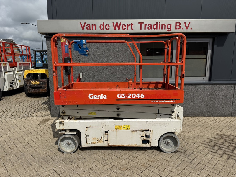 Genie GS2046 schaarlift schaar hoogwerker 2012 uur 8mtr werkhoogte - מעלית מספריים: תמונה 1 Genie GS2046 schaarlift schaar hoogwerker 2012 uur 8mtr werkhoogte - מעלית מספריים: תמונה 1