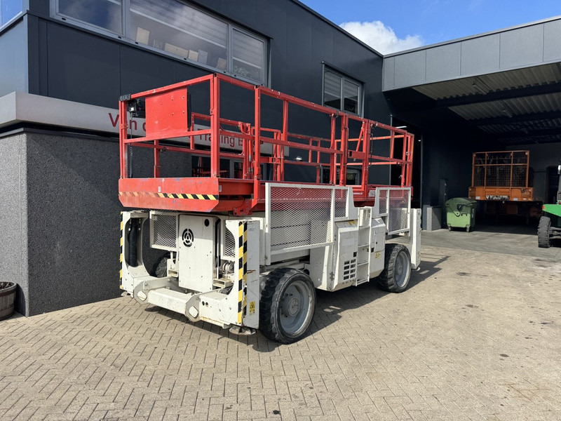 Genie Genie GS 3390 RT Schaarhoogwerker / Scissor Lift / Arbeitsbuhne 12mtr werkhoogte 4x4 Deutz DIESEL 2014 - מעלית מספריים: תמונה 5 Genie Genie GS 3390 RT Schaarhoogwerker / Scissor Lift / Arbeitsbuhne 12mtr werkhoogte 4x4 Deutz DIESEL 2014 - מעלית מספריים: תמונה 5