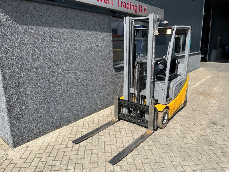 Jungheinrich EFG216K Heftruck Jungheinrich EFG216K Duplo 330 Freelift/Sideshift/4e functie Elektrisch 2016 - מלגזה חשמלית: תמונה 4 Jungheinrich EFG216K Heftruck Jungheinrich EFG216K Duplo 330 Freelift/Sideshift/4e functie Elektrisch 2016 - מלגזה חשמלית: תמונה 4