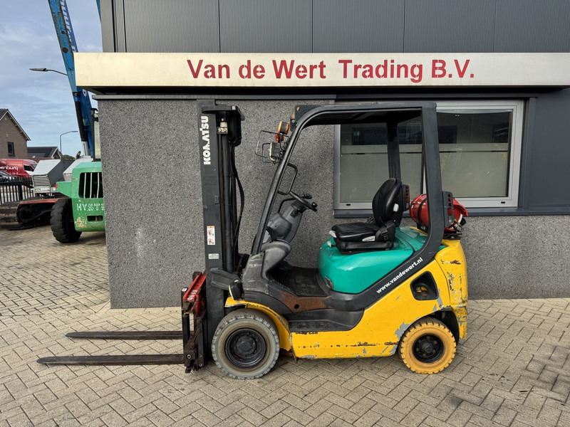 Komatsu FG15HT-20R Duplo 325 Sideshift / Vorkversteller LPG 2006 - מלגזת LPG: תמונה 1 Komatsu FG15HT-20R Duplo 325 Sideshift / Vorkversteller LPG 2006 - מלגזת LPG: תמונה 1