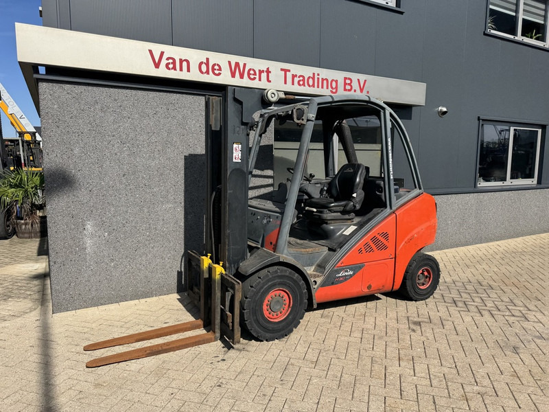 Linde H30D-02 Triplo 465 Freelift / Sideshift / VW Diesel 2014 - מלגזת סולר: תמונה 2 Linde H30D-02 Triplo 465 Freelift / Sideshift / VW Diesel 2014 - מלגזת סולר: תמונה 2