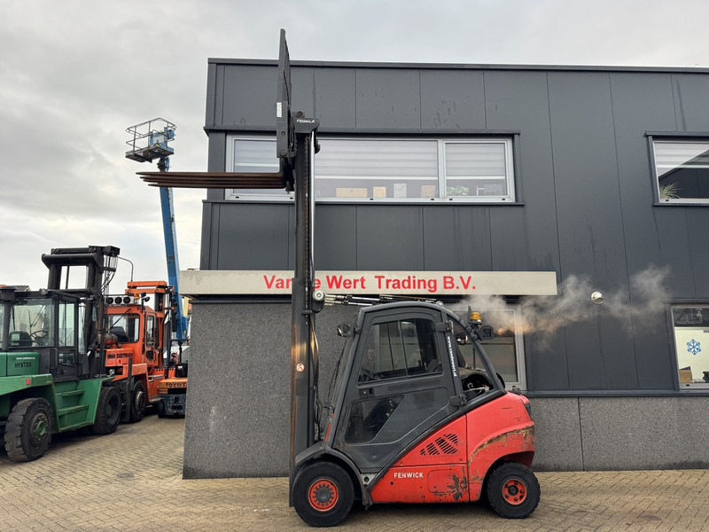 Linde H30T-01 Duplo 365 Sideshift / Vorkversteller LPG 2012 - מלגזת LPG: תמונה 5 Linde H30T-01 Duplo 365 Sideshift / Vorkversteller LPG 2012 - מלגזת LPG: תמונה 5