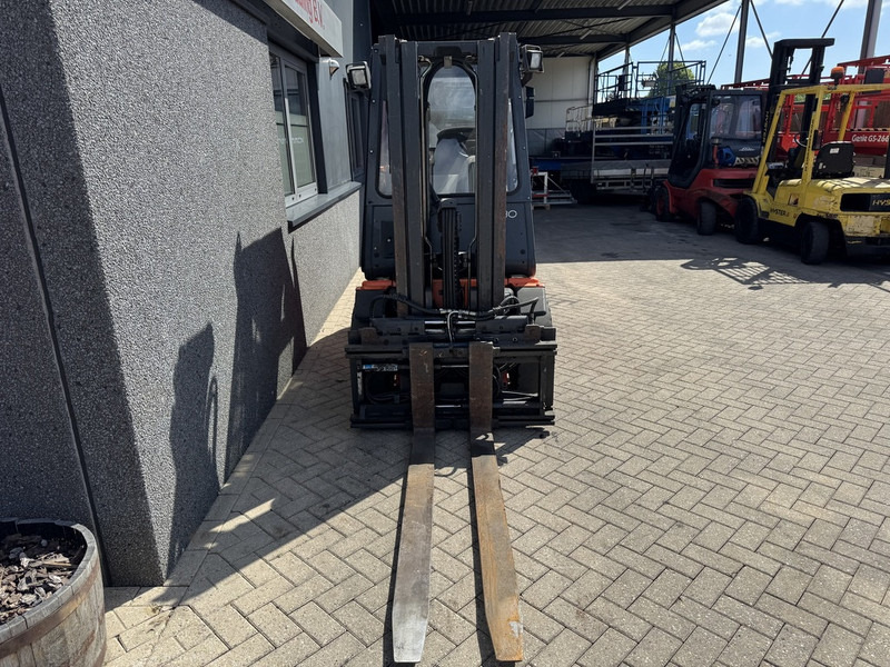 Linde H30T- 03 - מלגזת LPG: תמונה 4 Linde H30T- 03 - מלגזת LPG: תמונה 4