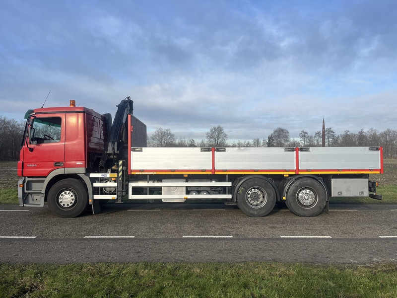 Mercedes-Benz ACTROS 2832 - משאית צד נופל/ שטוחה, משאית מנוף: תמונה 3 Mercedes-Benz ACTROS 2832 - משאית צד נופל/ שטוחה, משאית מנוף: תמונה 3