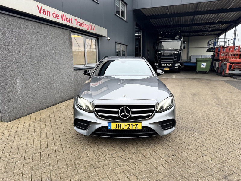 Mercedes-Benz E-Klasse Estate 300 de AMG Line 2020 Led / ACC / Leder - מכונית: תמונה 3 Mercedes-Benz E-Klasse Estate 300 de AMG Line 2020 Led / ACC / Leder - מכונית: תמונה 3