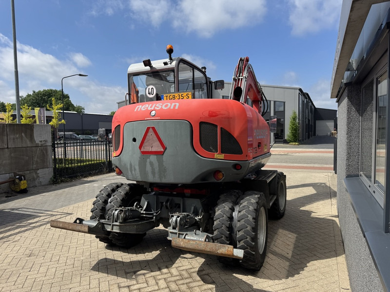 עגורן נייד Neuson 9503 WD Mobiele Kraan 2009 Palletvork, Stenenklem, 2x Bak 8860hours Deutz Diesel: תמונה 8
