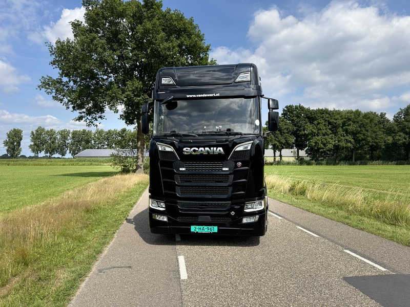 Scania S520 V8 4x2 Full Air - Automaat - Retarder - Euro 6 - I Park Cool - 2018 - Exhaust Pipe - TUV 02-2026 - יחידת טרקטור: תמונה 3 Scania S520 V8 4x2 Full Air - Automaat - Retarder - Euro 6 - I Park Cool - 2018 - Exhaust Pipe - TUV 02-2026 - יחידת טרקטור: תמונה 3