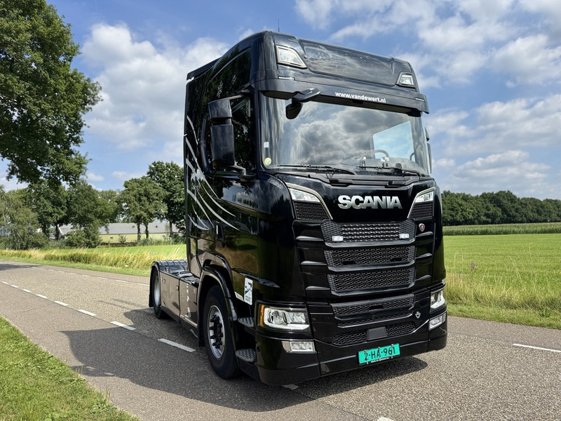 Scania S520 V8 4x2 Full Air - Automaat - Retarder - Euro 6 - I Park Cool - 2018 - Exhaust Pipe - TUV 02-2026 - יחידת טרקטור: תמונה 4 Scania S520 V8 4x2 Full Air - Automaat - Retarder - Euro 6 - I Park Cool - 2018 - Exhaust Pipe - TUV 02-2026 - יחידת טרקטור: תמונה 4