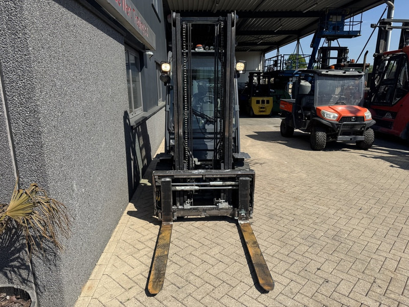 Toyota 02-8FGF30 - מלגזת LPG: תמונה 5 Toyota 02-8FGF30 - מלגזת LPG: תמונה 5