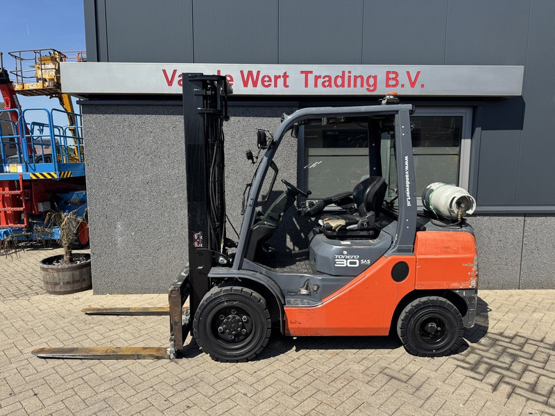 Toyota 02-8FGF30 - מלגזת LPG: תמונה 1 Toyota 02-8FGF30 - מלגזת LPG: תמונה 1