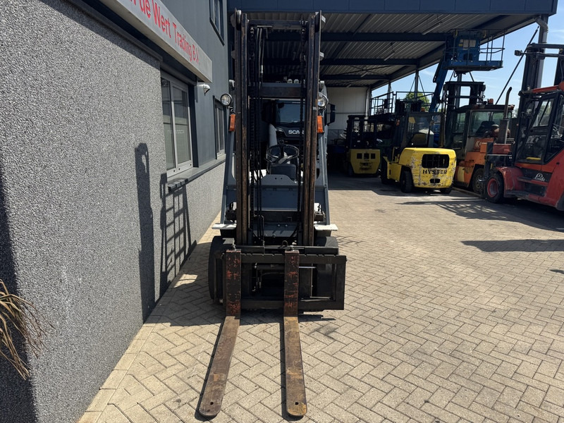 Toyota 62-6FDF30 - מלגזת סולר: תמונה 2 Toyota 62-6FDF30 - מלגזת סולר: תמונה 2