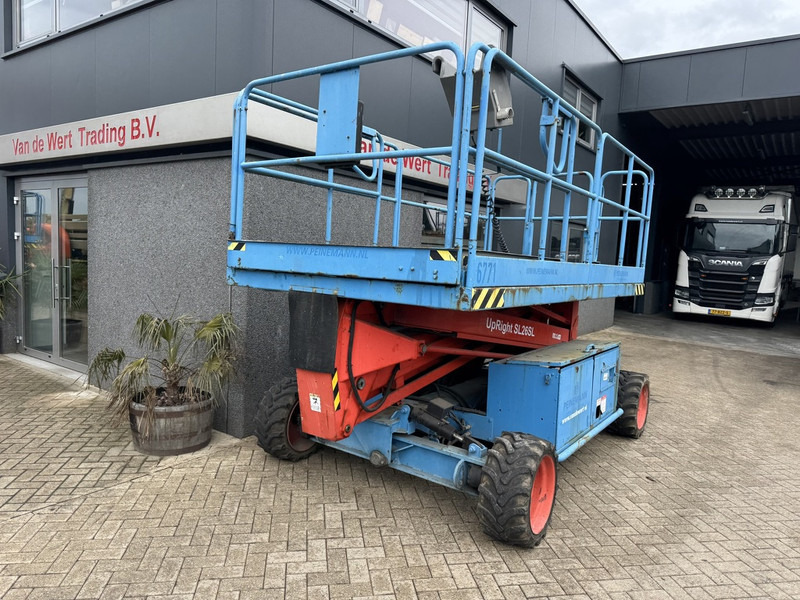 UpRight SL26SL - מעלית מספריים: תמונה 3 UpRight SL26SL - מעלית מספריים: תמונה 3