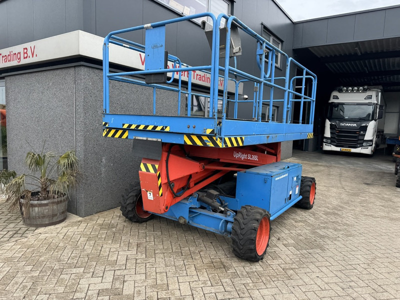UpRight SL26SL - מעלית מספריים: תמונה 4 UpRight SL26SL - מעלית מספריים: תמונה 4