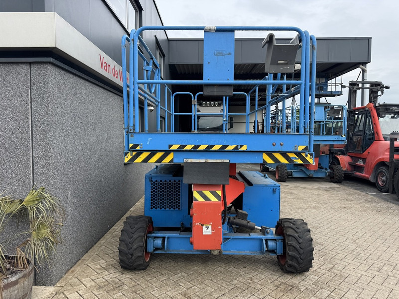 UpRight SL26SL - מעלית מספריים: תמונה 5 UpRight SL26SL - מעלית מספריים: תמונה 5