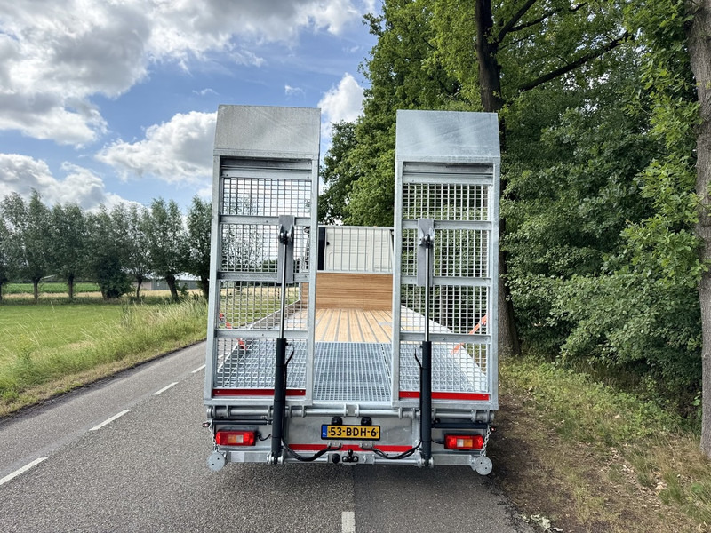 Volvo FM 420 6X2 Machine Transporter / Oprij Vrachtwagen 2013 / EURO 6 / 550DKM / APK 8-26 / Steering Wheel - משאית הובלה אוטומטית: תמונה 5 Volvo FM 420 6X2 Machine Transporter / Oprij Vrachtwagen 2013 / EURO 6 / 550DKM / APK 8-26 / Steering Wheel - משאית הובלה אוטומטית: תמונה 5