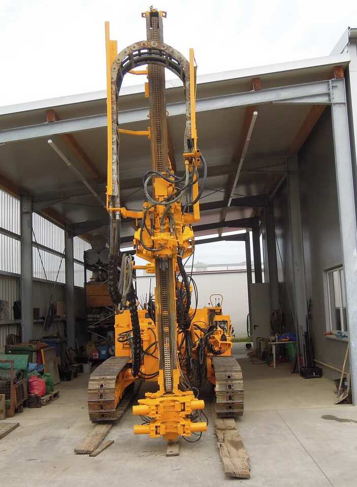 Klemm KR 803D - אסדת קידוח: תמונה 4 Klemm KR 803D - אסדת קידוח: תמונה 4