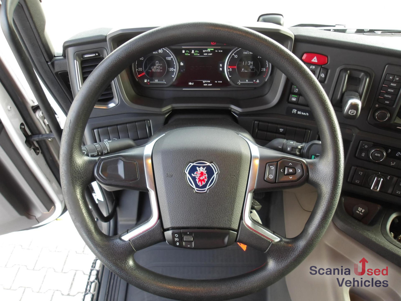 SCANIA P 320 B6x2*4LB / Full Air / Getränkefahrzeug - משאית משקאות: תמונה 3 SCANIA P 320 B6x2*4LB / Full Air / Getränkefahrzeug - משאית משקאות: תמונה 3