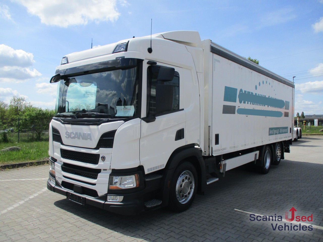 SCANIA P 320 B6x2*4LB / LBW / Lift-Lenkachse / 18 Pal. / - משאית משקאות: תמונה 1 SCANIA P 320 B6x2*4LB / LBW / Lift-Lenkachse / 18 Pal. / - משאית משקאות: תמונה 1