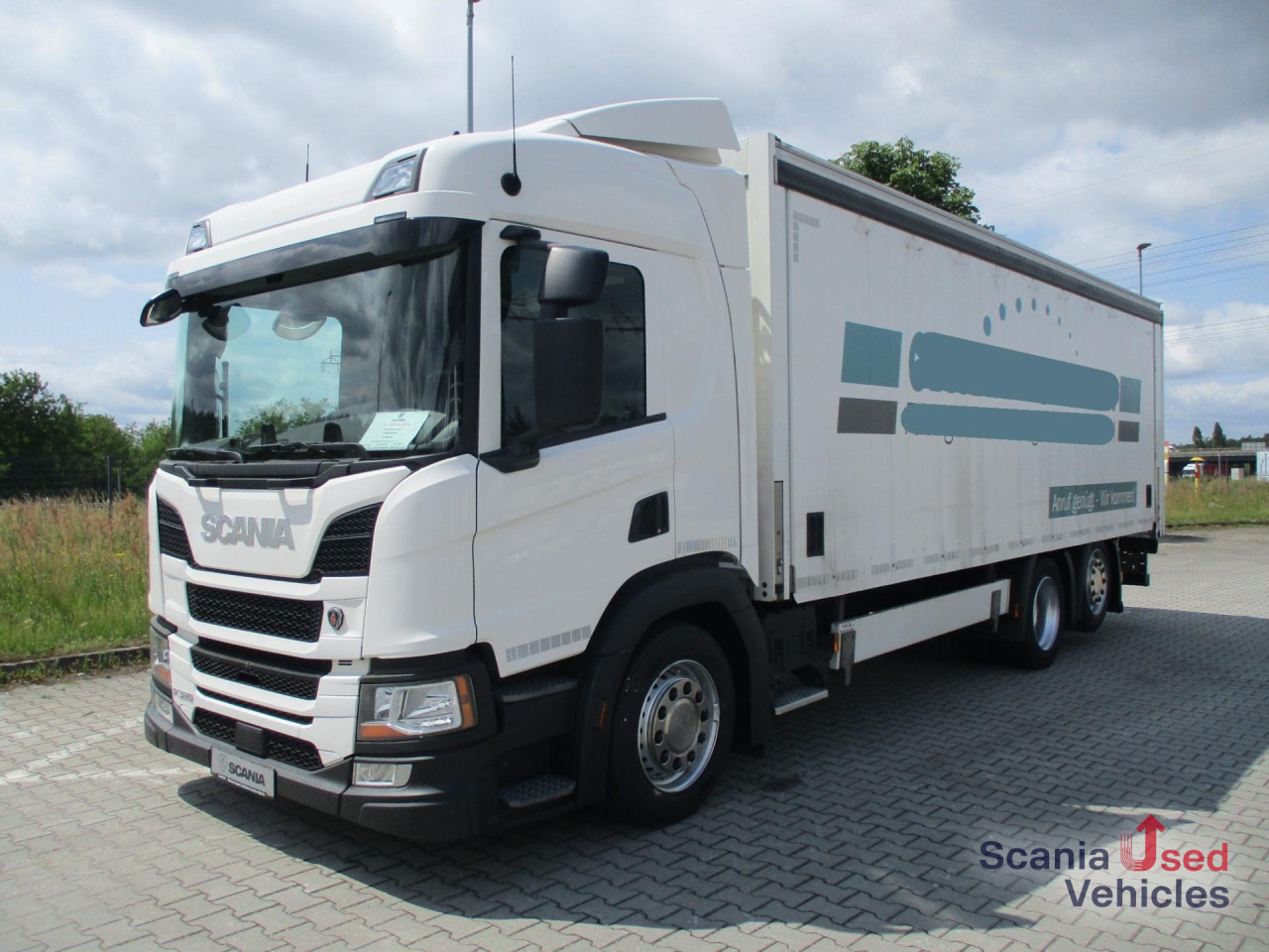 SCANIA P 320 B6x2*4LB - משאית משקאות: תמונה 1 SCANIA P 320 B6x2*4LB - משאית משקאות: תמונה 1