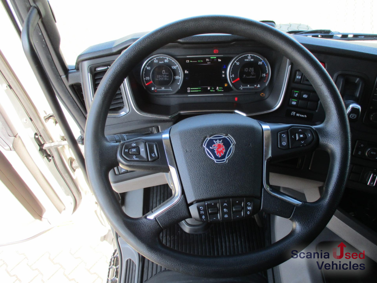 SCANIA R 450 A4x2EB Hubsattelkupplung - יחידת טרקטור: תמונה 3 SCANIA R 450 A4x2EB Hubsattelkupplung - יחידת טרקטור: תמונה 3